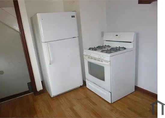 3 bed, 1062 sqft, $1,300 — Photo 4