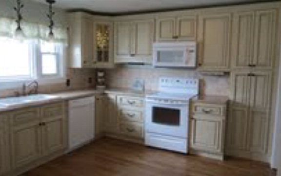 5th image of 276 W 10th St