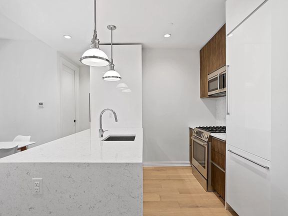 2nd image of 127 W 112th St #4A