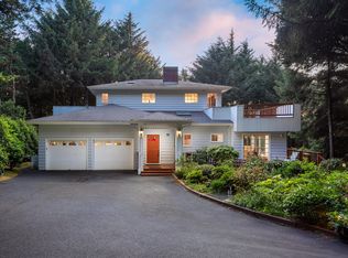 6988 SW Abalone St, South Beach, OR 97366