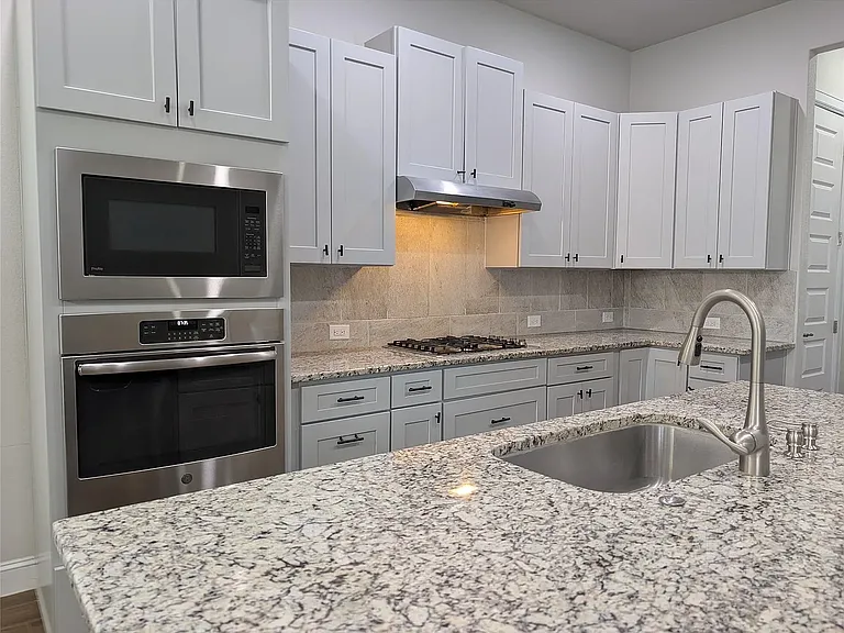 3112 Bouchette Cv — Photo 7