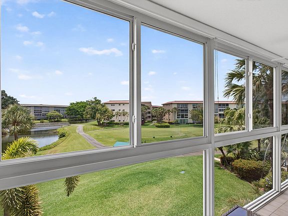 3rd image of 3202 Portofino Pt #O3