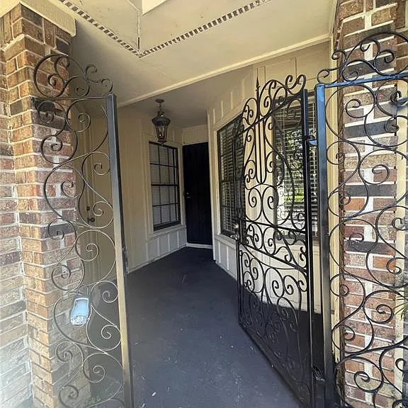 7652 Spring Bay Cv #3 — Photo 4