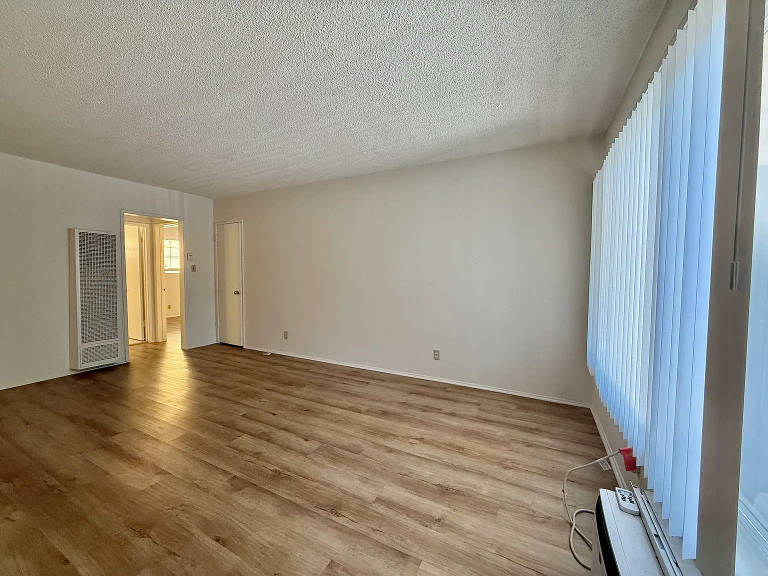 2 bed, $2,100 — Photo 2