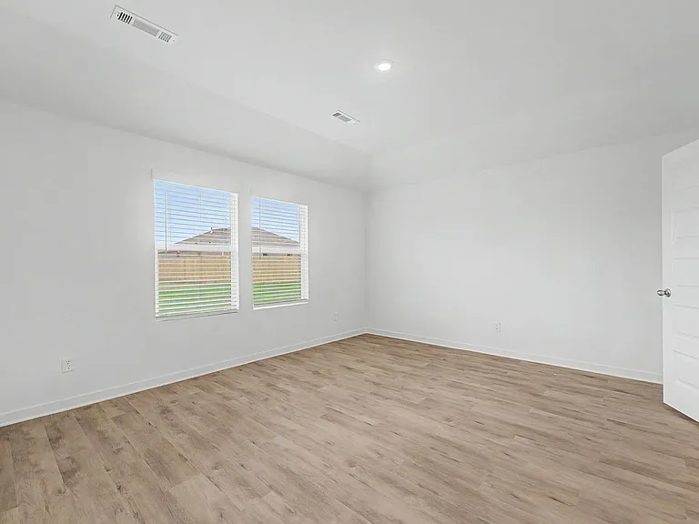 541 Nevada St — Photo 7