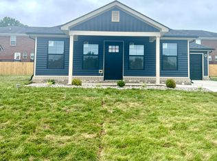 106 Bow Bridge Dr, Berea, KY 40403