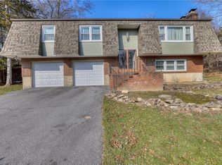 157 Carter Rd, New Hampton, NY 10958