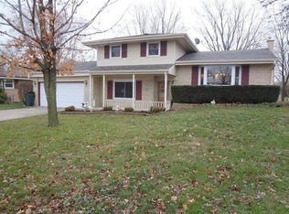 N87W18187 Chapel Ct, Menomonee Falls, WI 53051
