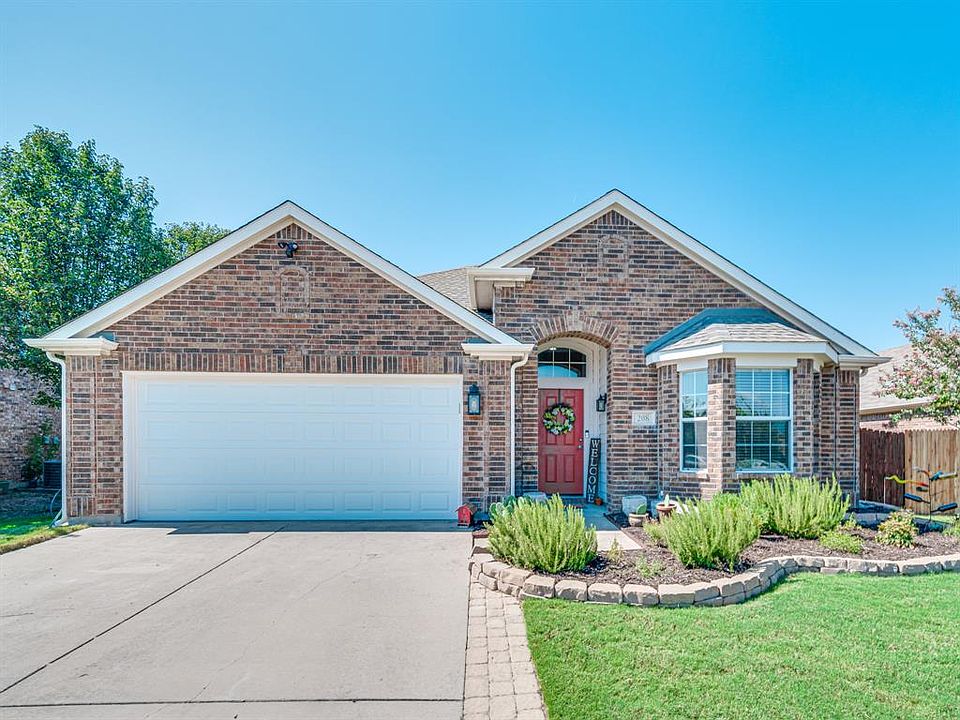 1st image of 208 Bison Meadow Dr