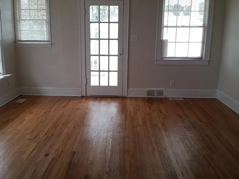 3215 Fayetteville St — Photo 3