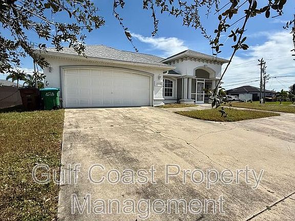 3rd image of 2725 Chiquita Blvd S