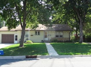 825 Fuller St S, Shakopee, MN 55379