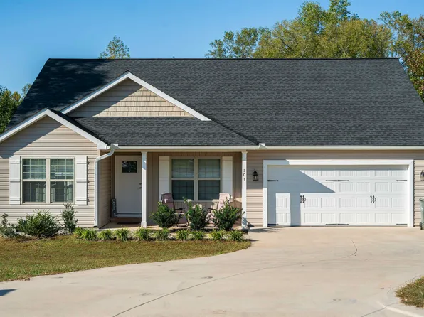 103 N Tiger Ct, Travelers Rest, SC 29690