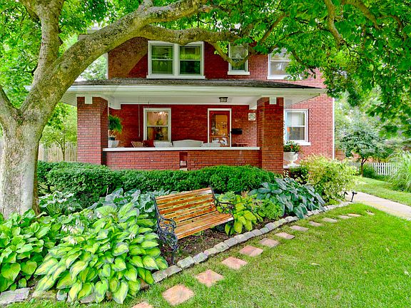 2nd image of 525 Woodruff Place West Dr