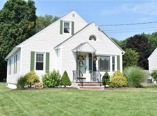 204 Woodland Rd, Syracuse, NY 13219