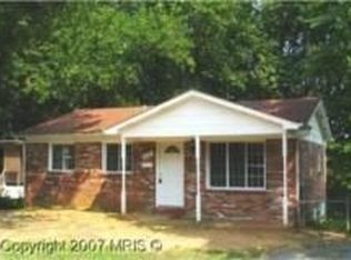 4102 Hemingway Dr, Woodbridge, VA 22193
