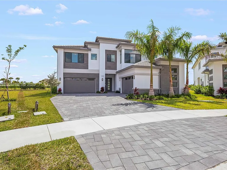 12865 Wingspan Ct — Photo 6