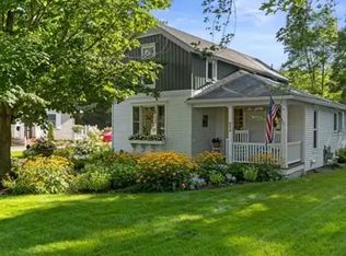 652 State St, Harbor Springs, MI 49740