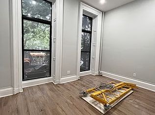 273 Adelphi St #1, Brooklyn, NY 11205