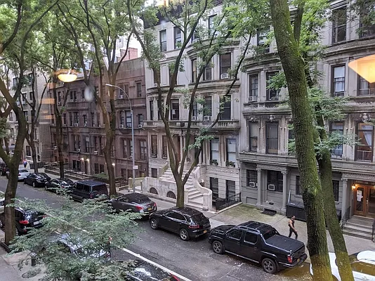 Rented by Brown Harris Stevens | media 6