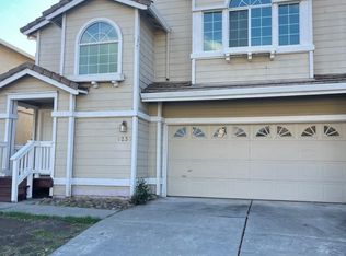 9230 Trenholm Dr, Elk Grove, CA 95758