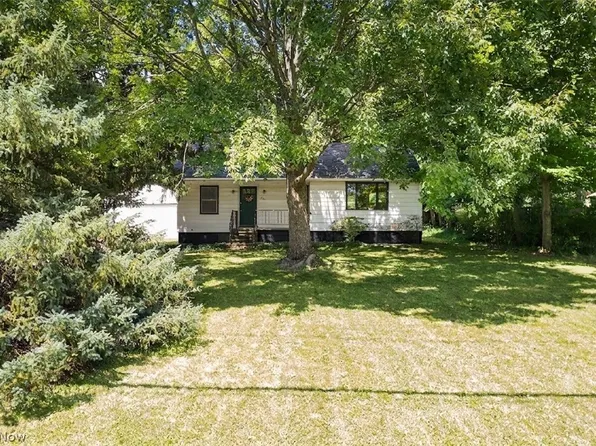 353 Southeast Ave, Tallmadge, OH 44278