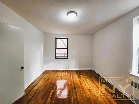 Rented by Made In NY Realty | media 9
