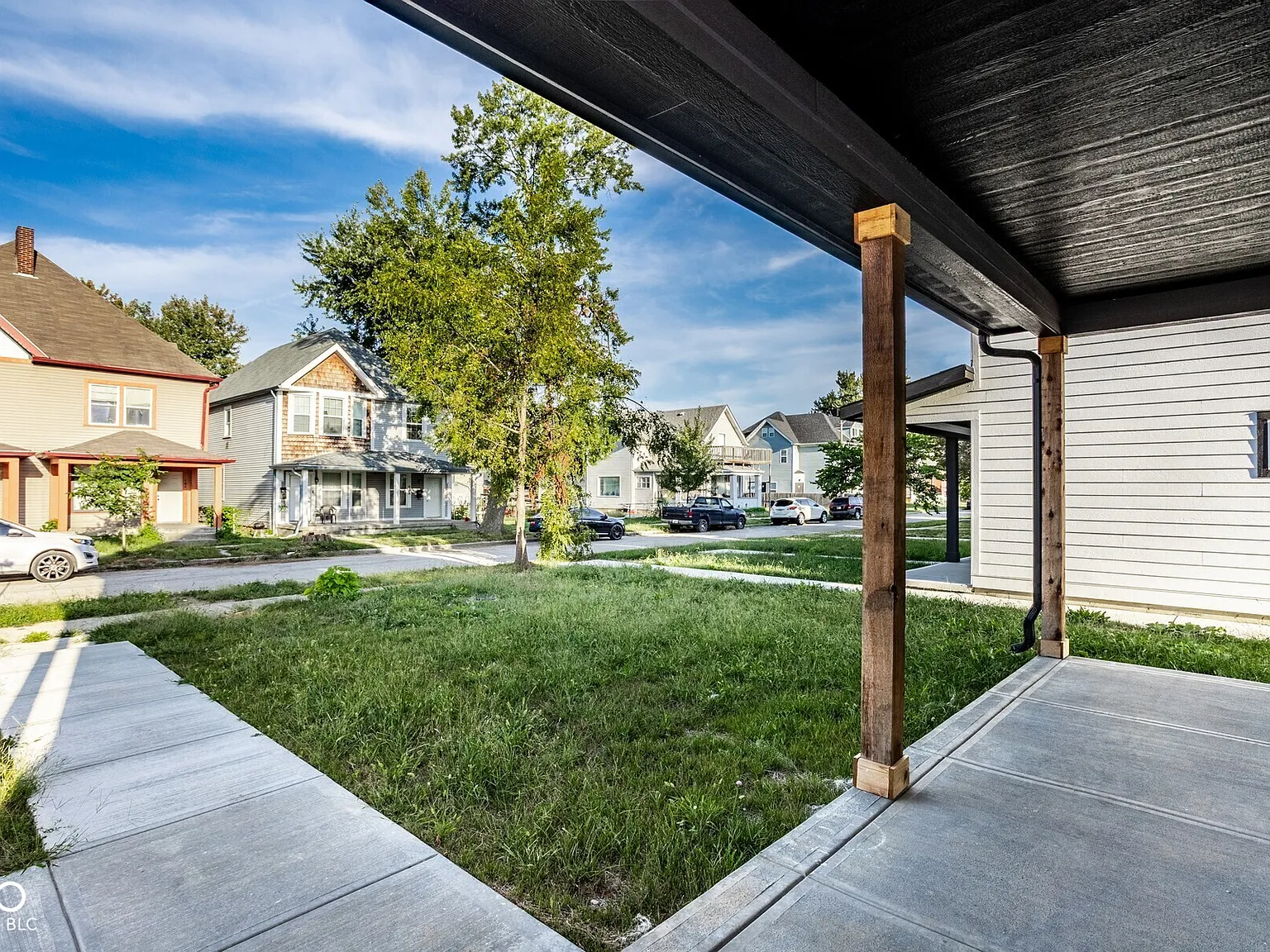 3 bed, 2.0 bath, 1244 sqft, $1,795 — Photo 3