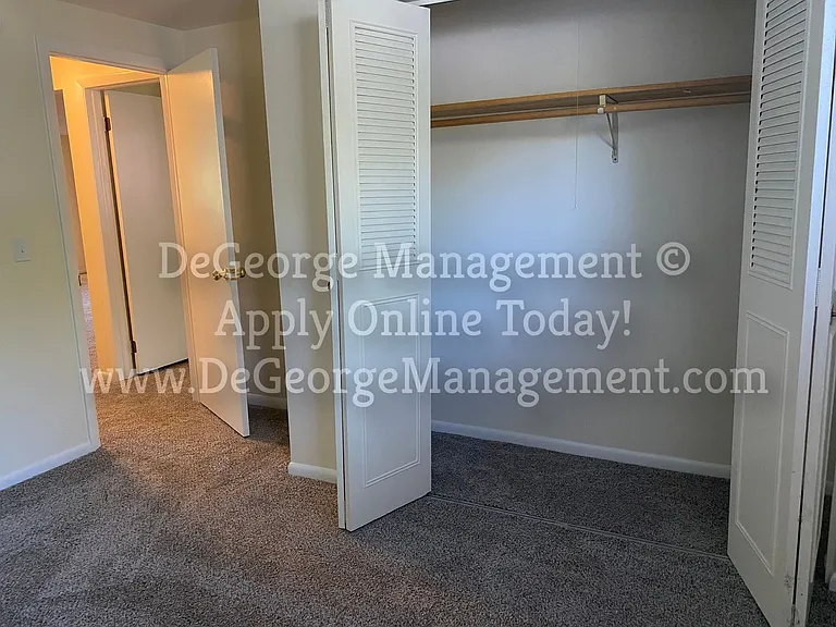 Parkview Apartments — Photo 72