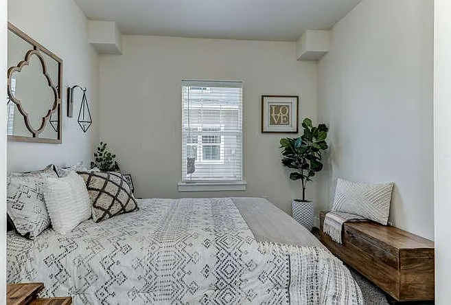 Cedar Crossing Luxury Townhomes — Photo 54