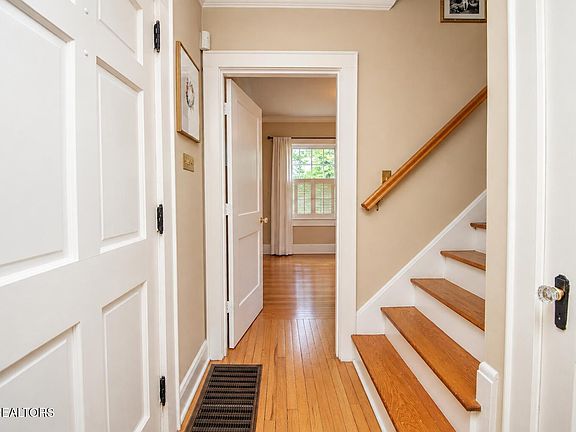 5th image of 6809 Nubbin Ridge Dr