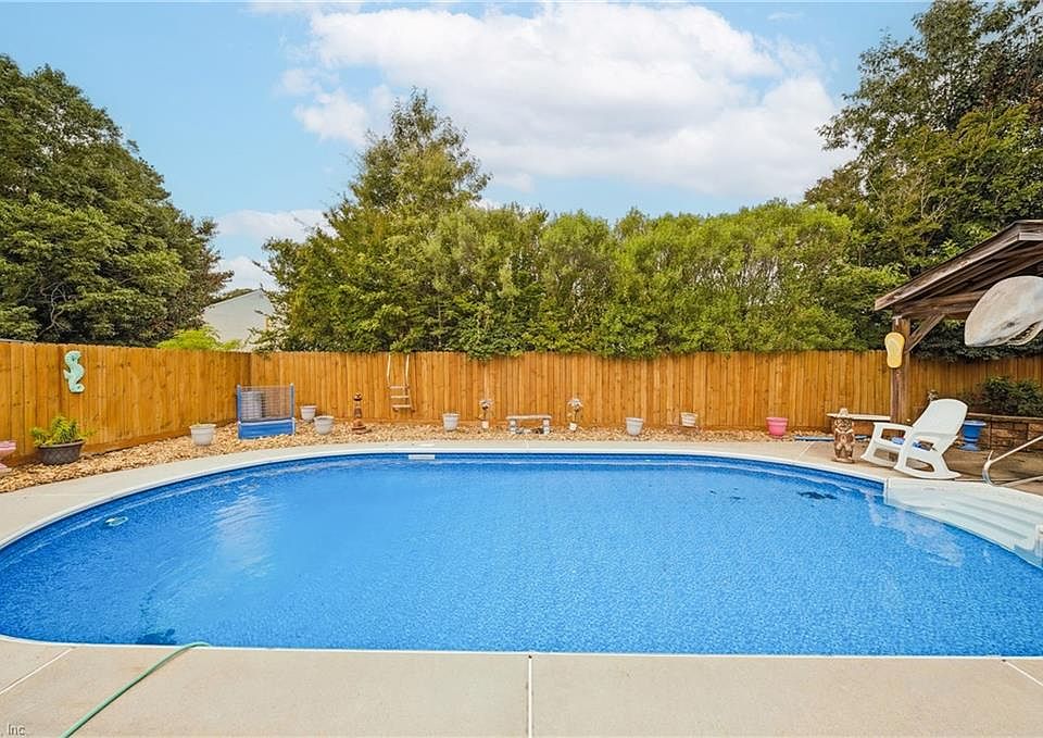 1st image of 1925 Stillwood Ln