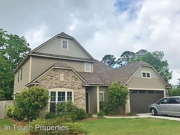 2nd image of 404 Eagle Place