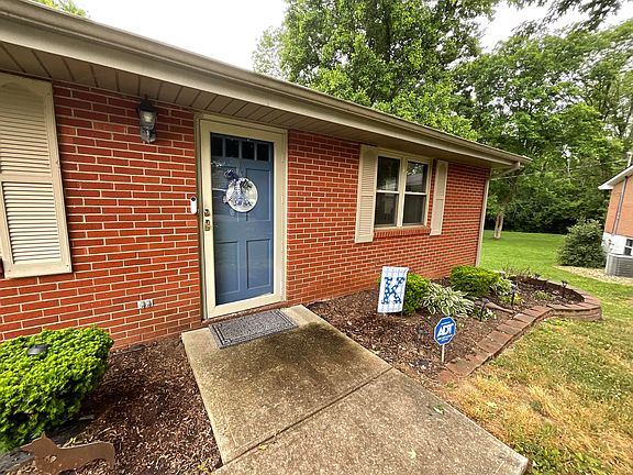 4th image of 1524 Regina Ct
