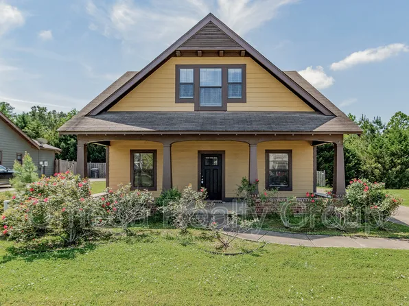 124 Enclave Ave, Calera, AL 35040
