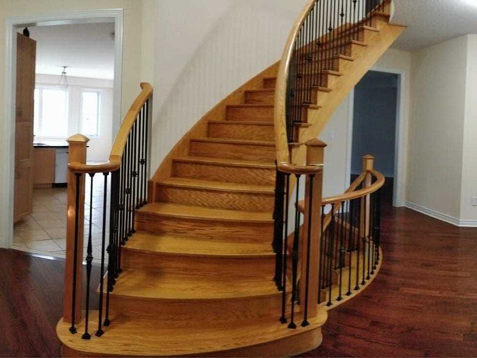 2nd image of 8 Islington Dr