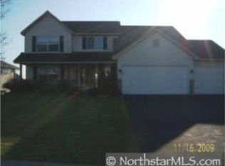 2308 Thrush St, Shakopee, MN 55379