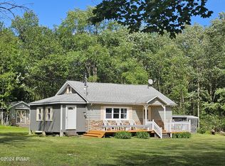 284 Spruce Lake Rd, Thompson, PA 18465