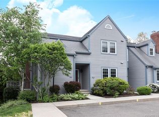 87 Gate Ridge Rd #87, Fairfield, CT 06432