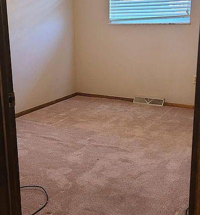 2nd image of 2439 Glenridge Dr
