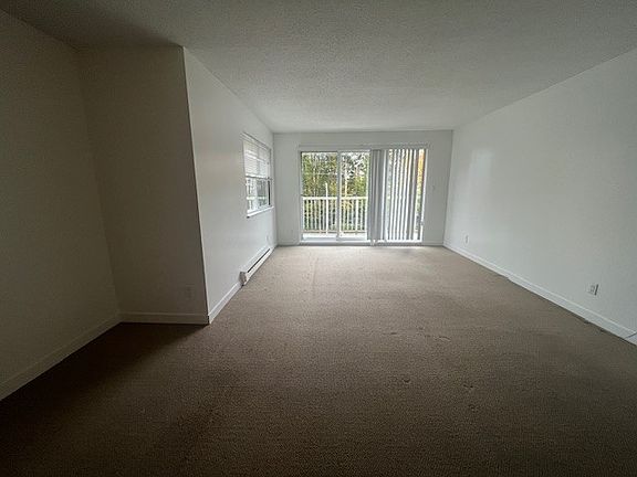 4th image of 10011 150th St #307