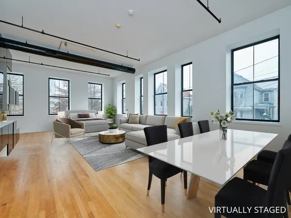 220 Spencer Ave Unit 104, Chelsea, MA 02150