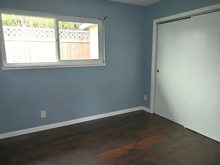 5316 Nelson St — Photo 12