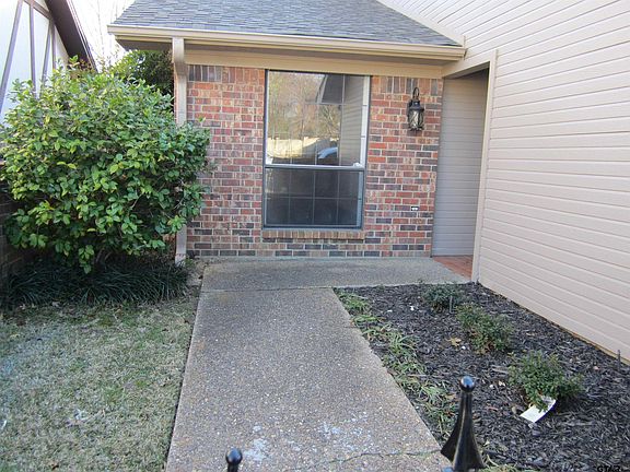3rd image of 404 Woodland Hills Dr