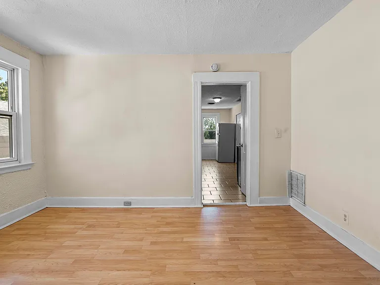 286 Exchange St #3 — Photo 8
