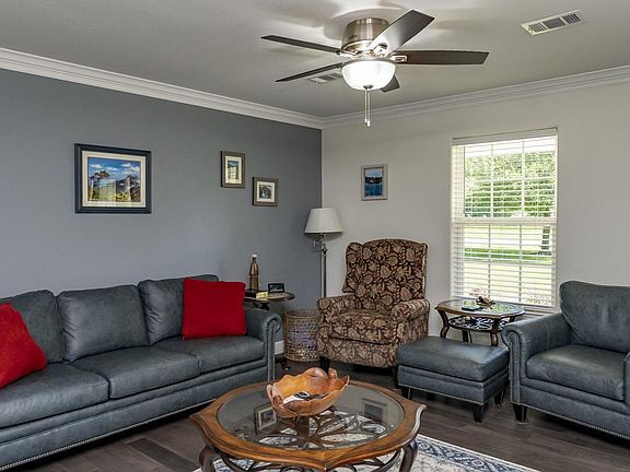 2nd image of 1334 Woodway Blvd