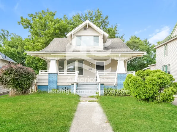 2328 Tuscarawas St E, Canton, OH 44707