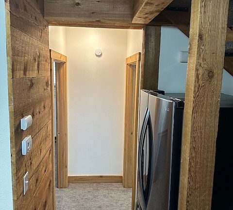 Refrigerator and bedroom entrance