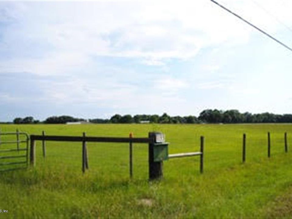1st image of 1199 E County Road 462