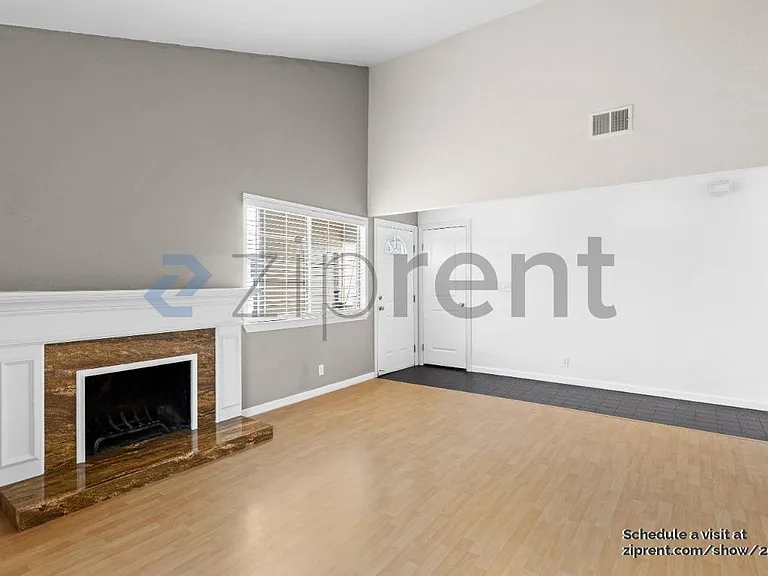 4252 Gordon St — Photo 4
